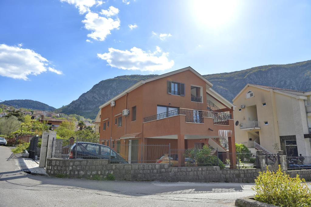 Apartment Damjan Kotor Luaran gambar
