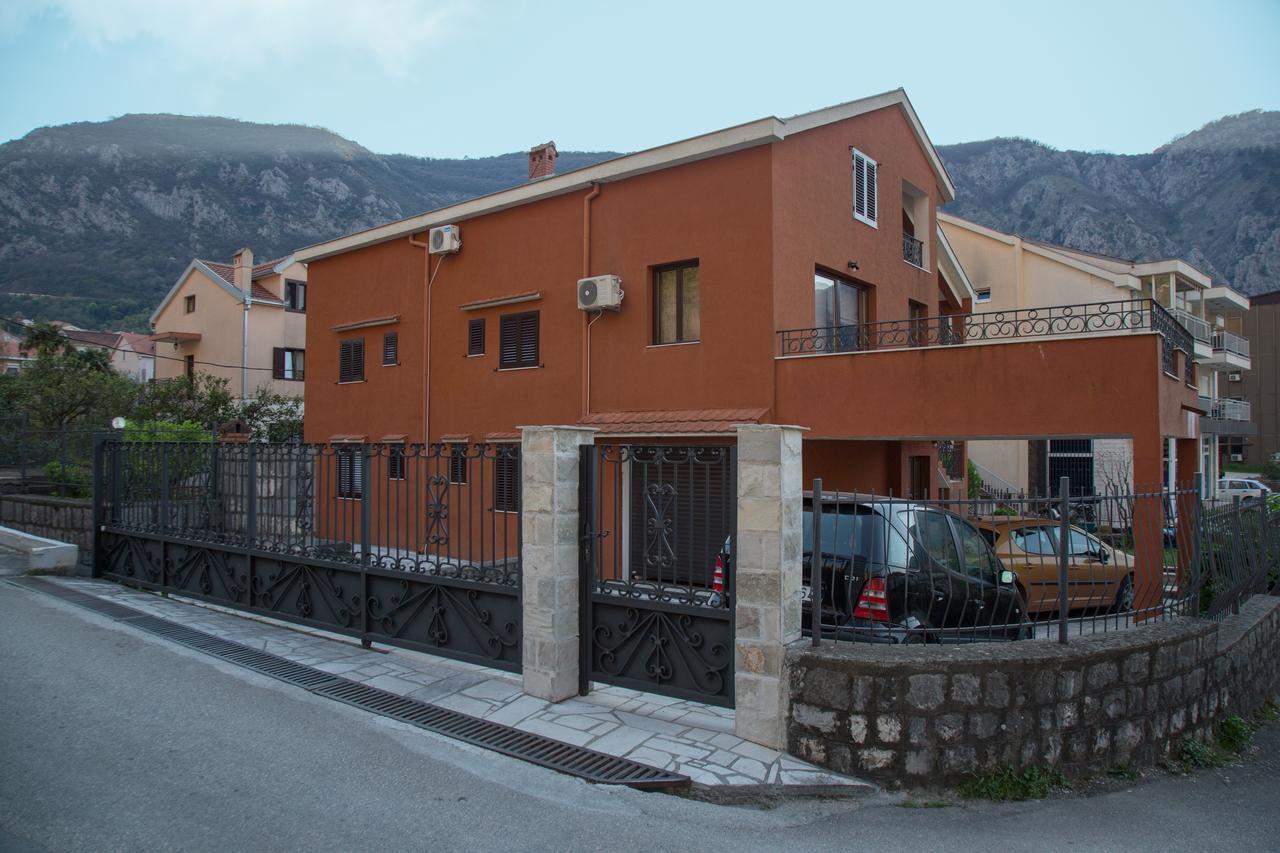 Apartment Damjan Kotor Luaran gambar